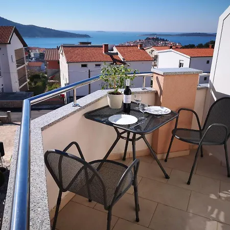 Darica Vid Apartament Primošten