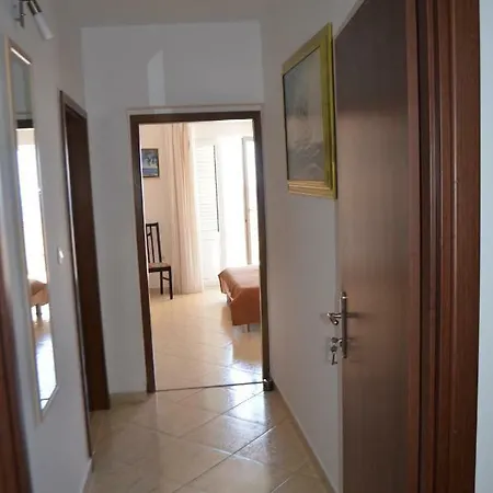 Apartment Darica Vid *