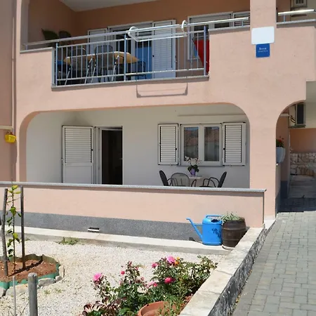 Apartment Darica Vid