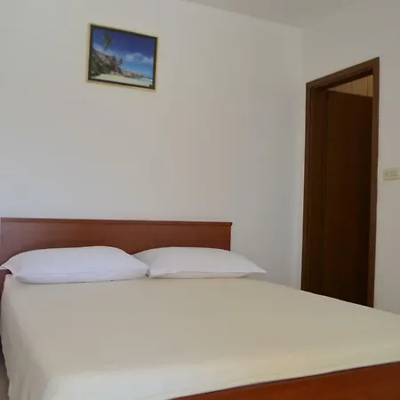 Daire Darica Vid Primošten