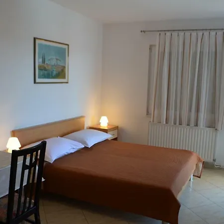 Apartment Darica Vid