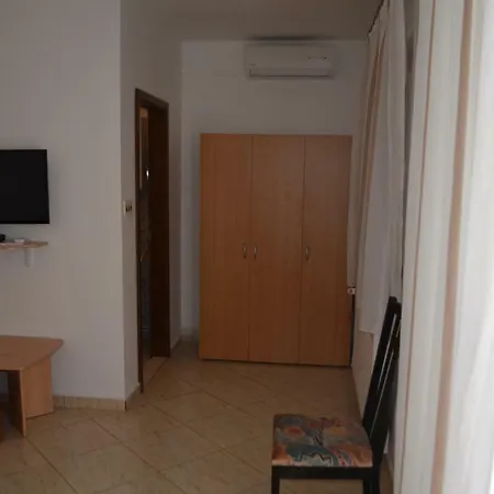Apartment Darica Vid